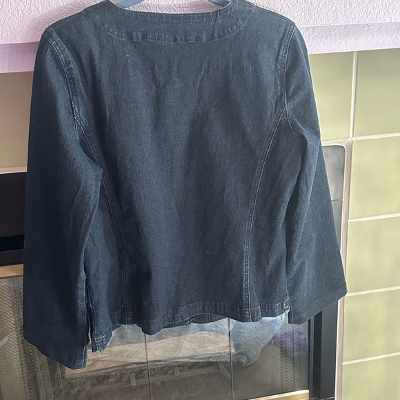 ⭐️⭐️DG2 by Diane Gilman (Medium) Embellished Jean Jacket⭐️⭐️ - Picture 8 of 8